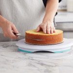 Wilton cake turntable