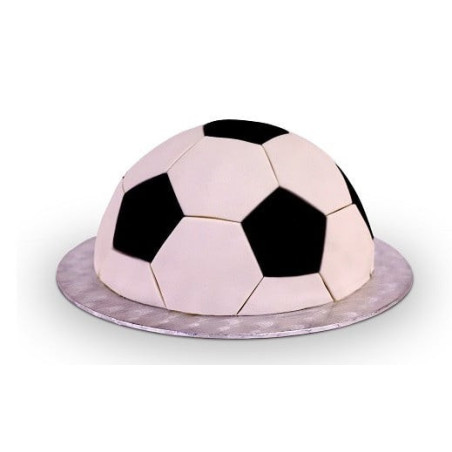 football-cake-in-sugar-paste