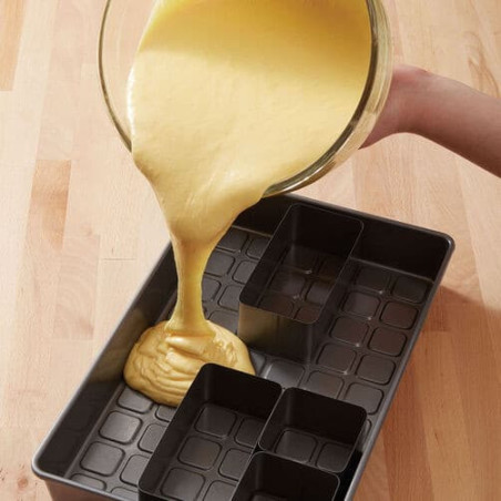 wilton multi-figure cake mold