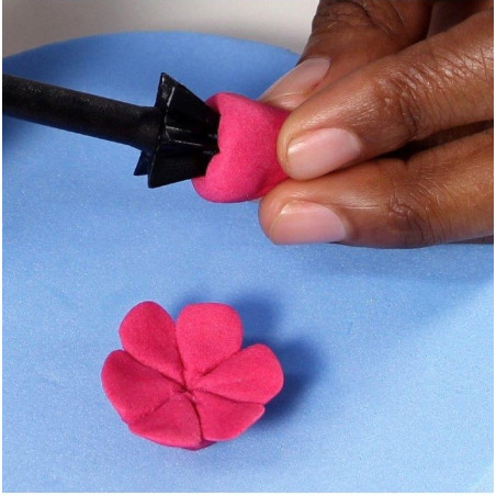 modeling-tool-for-petals-material-sugar-paste