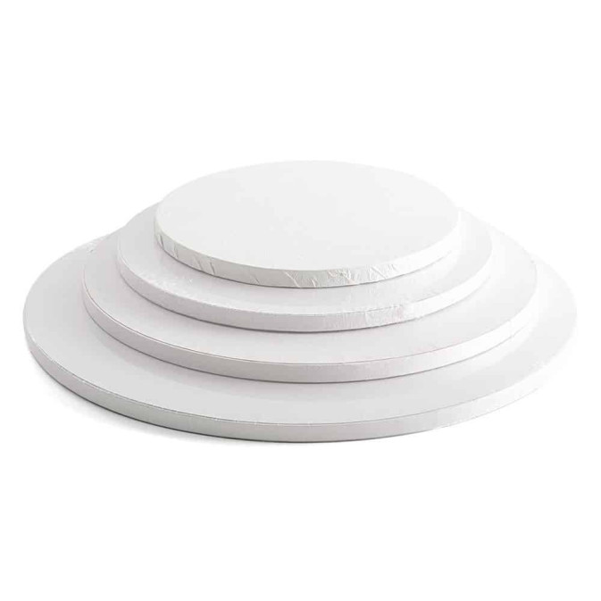 presentation-platter-for-white-cake
