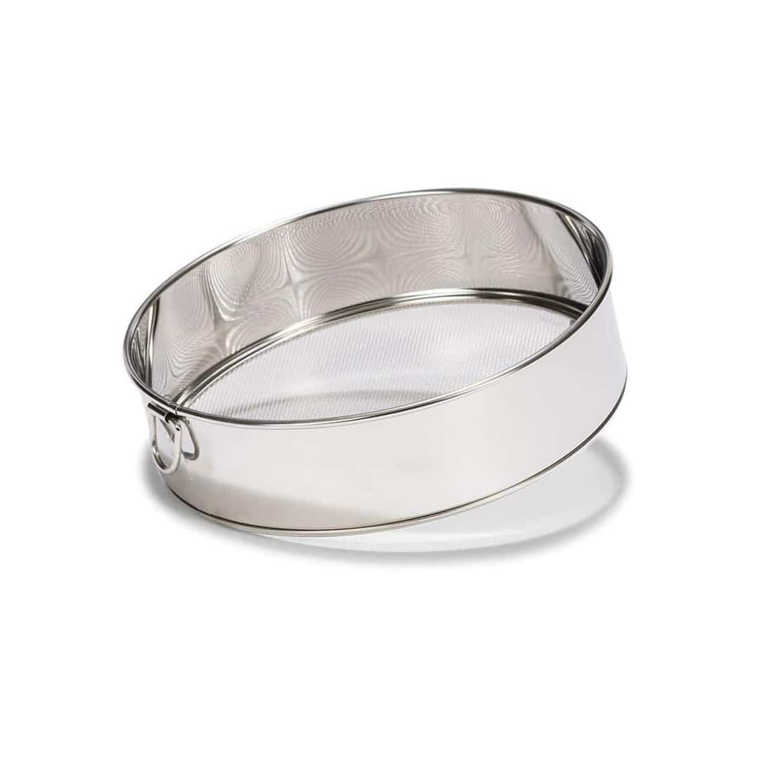 flour-sieve