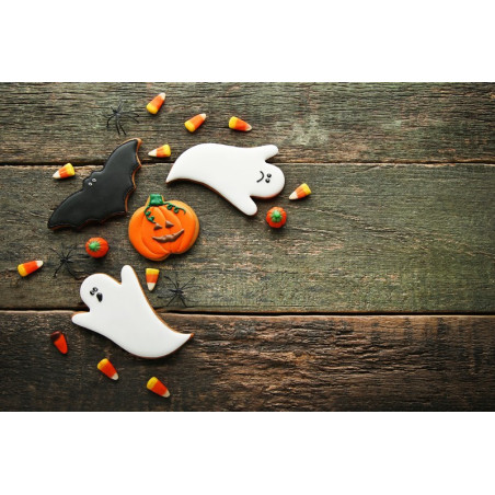 cookie-cutter-bat-cookie-halloween