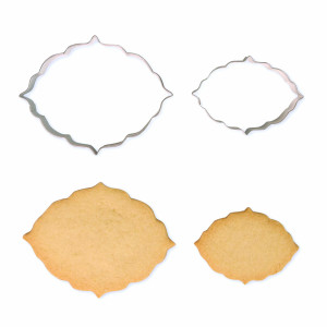 2 cookie cutters