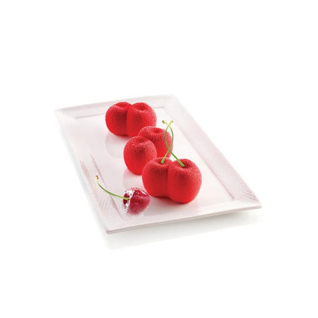 red-food-velvet-spray