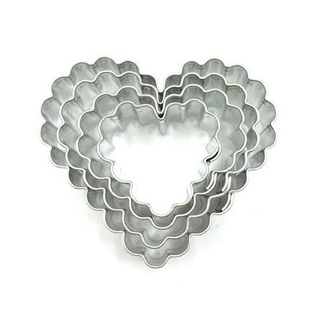 4-dented-hearts cookie cutters