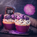beads-black-purple-orange-cupcake-halloween