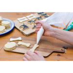 halloween-bone-cookie-cutter