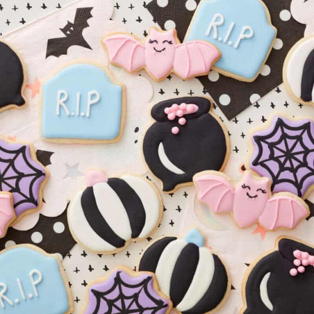biscuit-halloween-pastel-kit-cookie-cutter-7