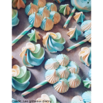straw-deco-cake-blue-white-striped