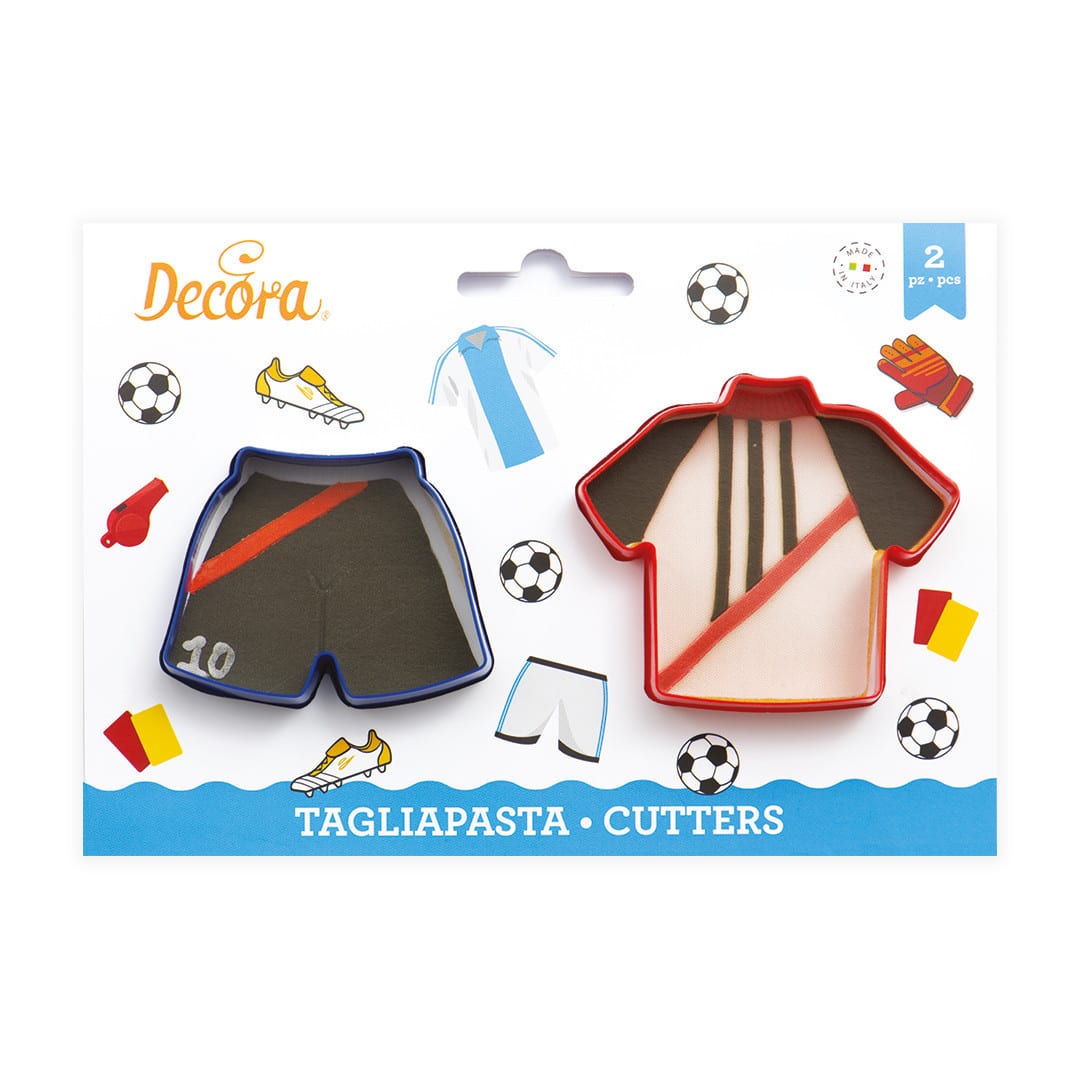 cookie-cutter-football-kit-