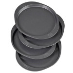 Wilton round layer cake mold kit