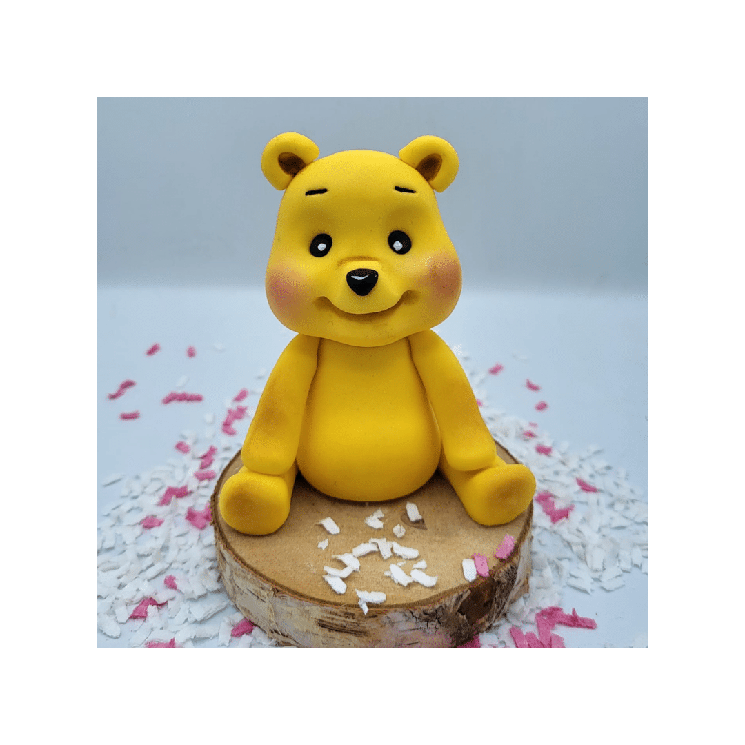 mold-modeling-winnie