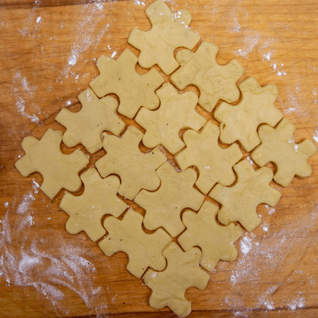 cookie cutter puzzle piece