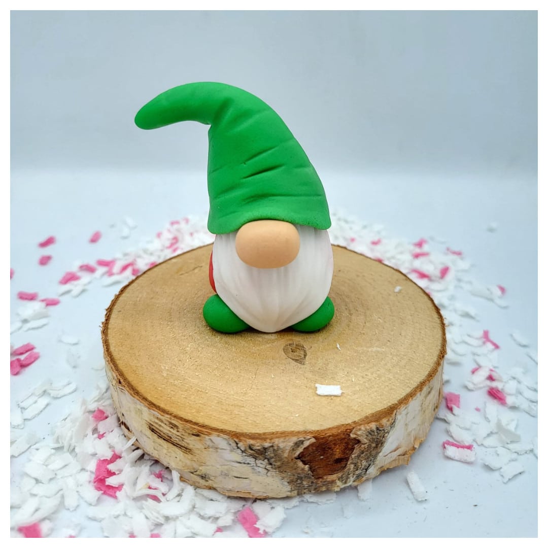 mold-modeling-gnome