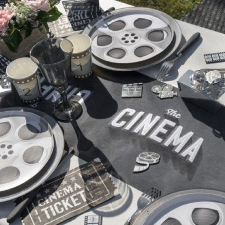 birthday-cinema-decoration
