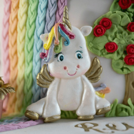 sugar paste unicorns
