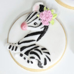 decorated biscuit with zebra modeling mold