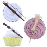 Sugar paste baguette on cupcake