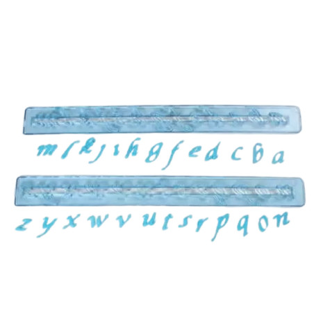 alphabet-ruler-for-sugar-paste