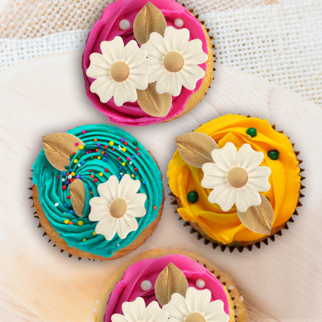 wafer flower cupcakes