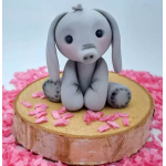 Elephant modeling mold in sugar paste