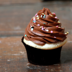 chocolate buttercream on cupcake