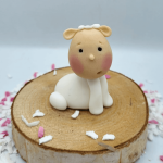 sugar paste sheep modeling