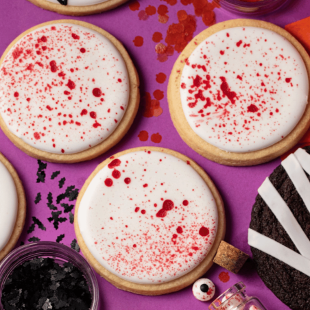Edible false blood spray for halloween cakes