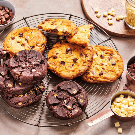 cookies with chocolate chunks white