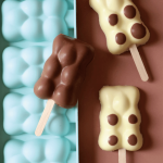 Bear silicone mold for magnum cakes