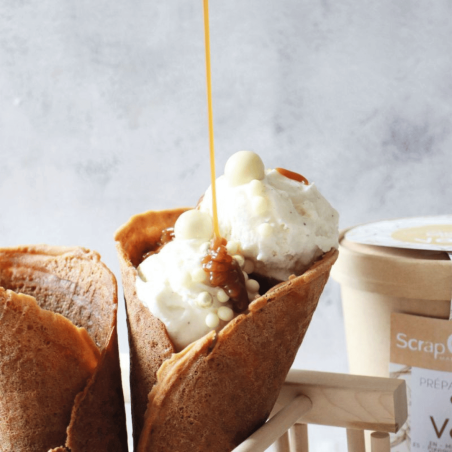 sauce-ice cream-topping-caramel