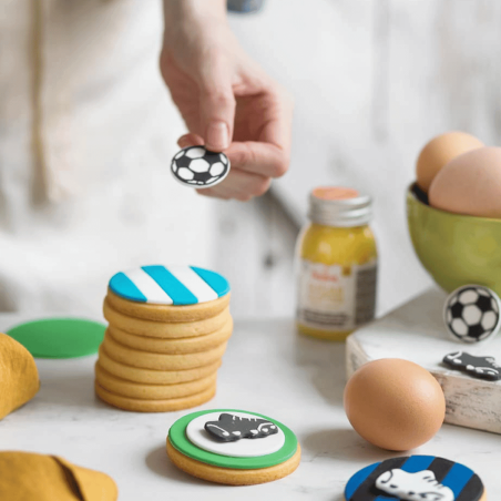edible decorations for football cakes and biscuits