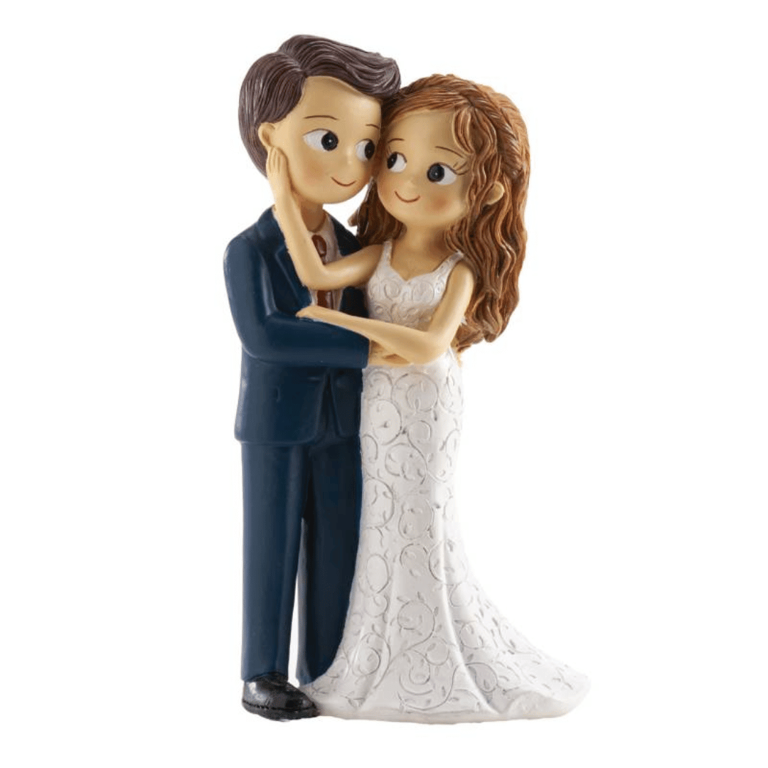 figurine-wedding-cake-decoration