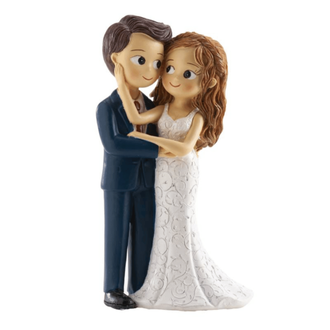 figurine-wedding-cake-decoration