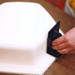 Dekofee cake smoother for sugar paste