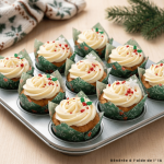 36 tulip muffin cups for Christmas with holly leaf design