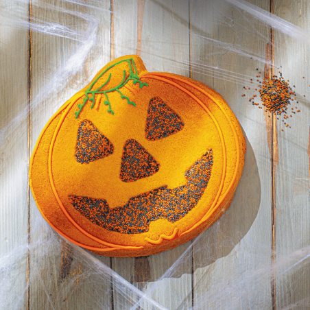 decorated pumpkin cake