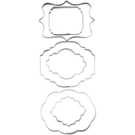 Set-of-6-cookie-cutters-plates-for-sugar-paste