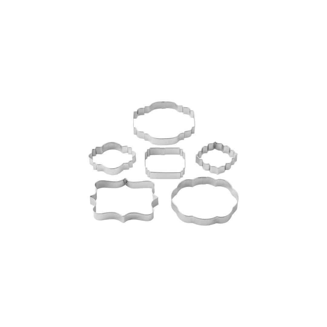 Set-of-6-cookie-cutters-sugar-paste-plates