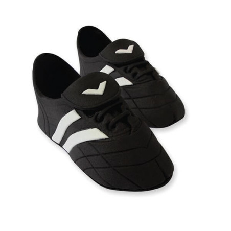 2-soccer-shoes-in-sugar-3D