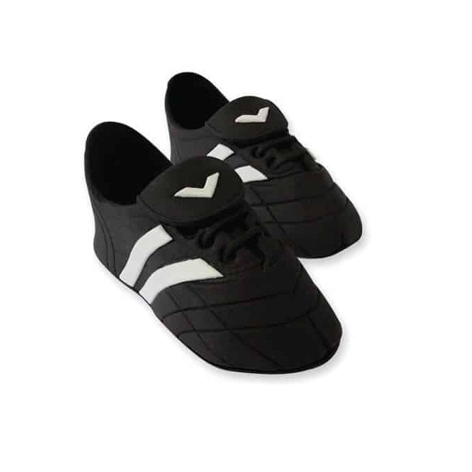 2-soccer-shoes-in-sugar-3D