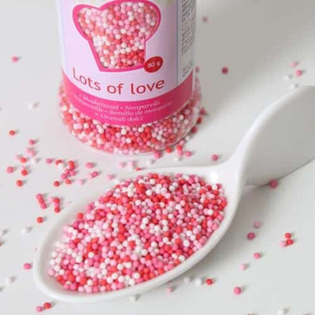 Mini-pink-sugar-pearls-funcakes