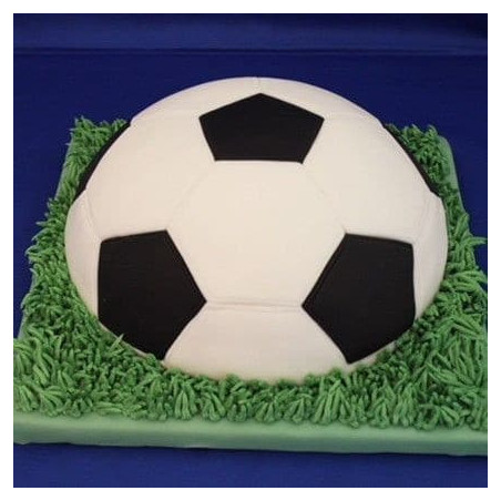 football-cutters-for-sugar-paste